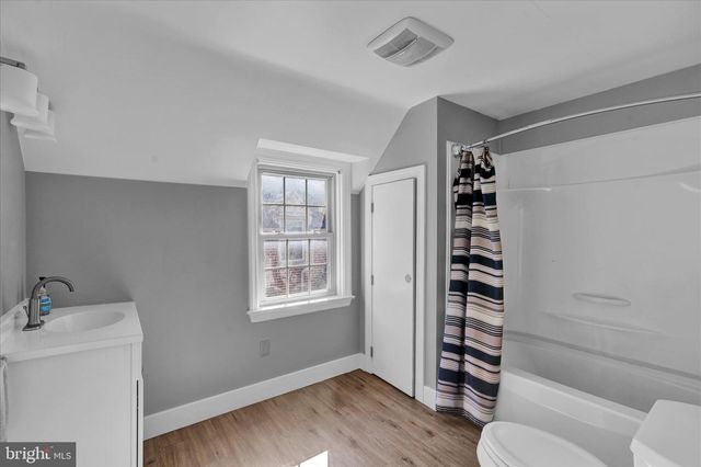 1055 COLUMBIA AVE, Lancaster, PA 17603