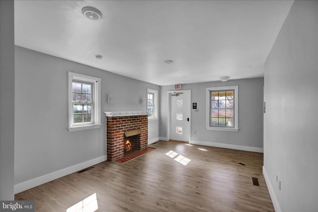 1055 COLUMBIA AVE, Lancaster, PA 17603