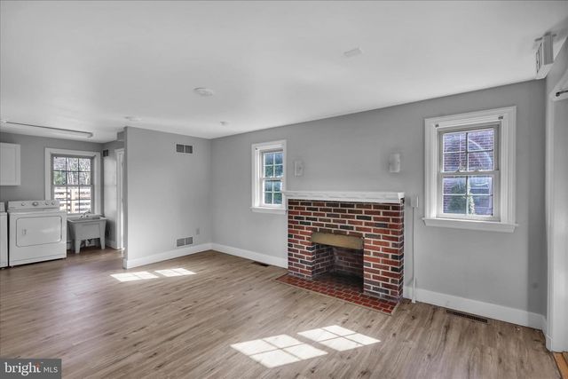 1055 COLUMBIA AVE, Lancaster, PA 17603
