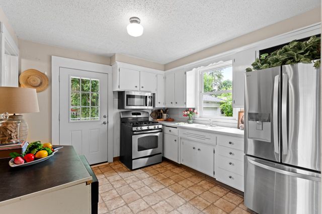 119 13th Avenue SE, Rochester, MN 55904