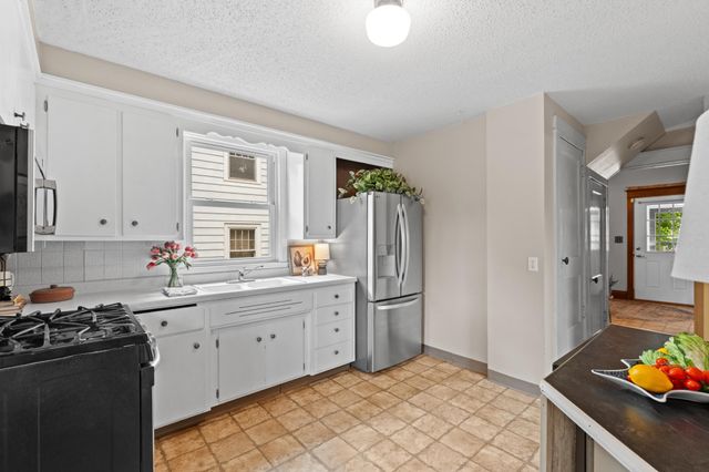 119 13th Avenue SE, Rochester, MN 55904