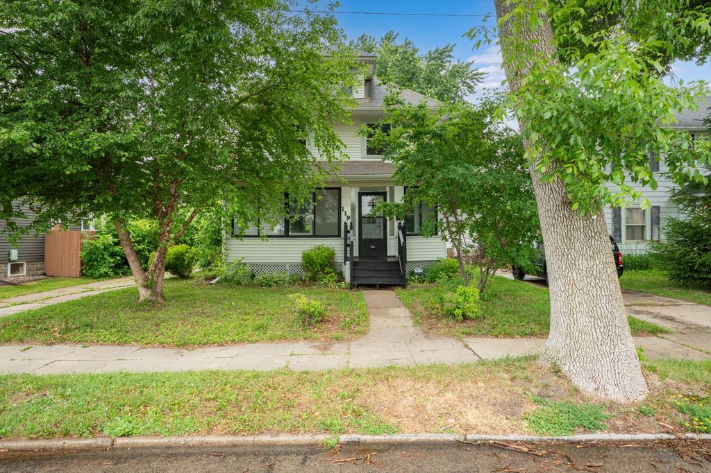 119 13th Avenue SE, Rochester, MN 55904