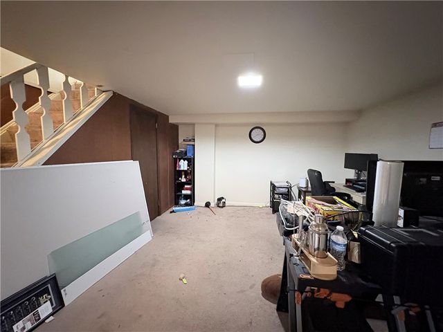 562 Firethorne Dr, Monroeville, PA 15146