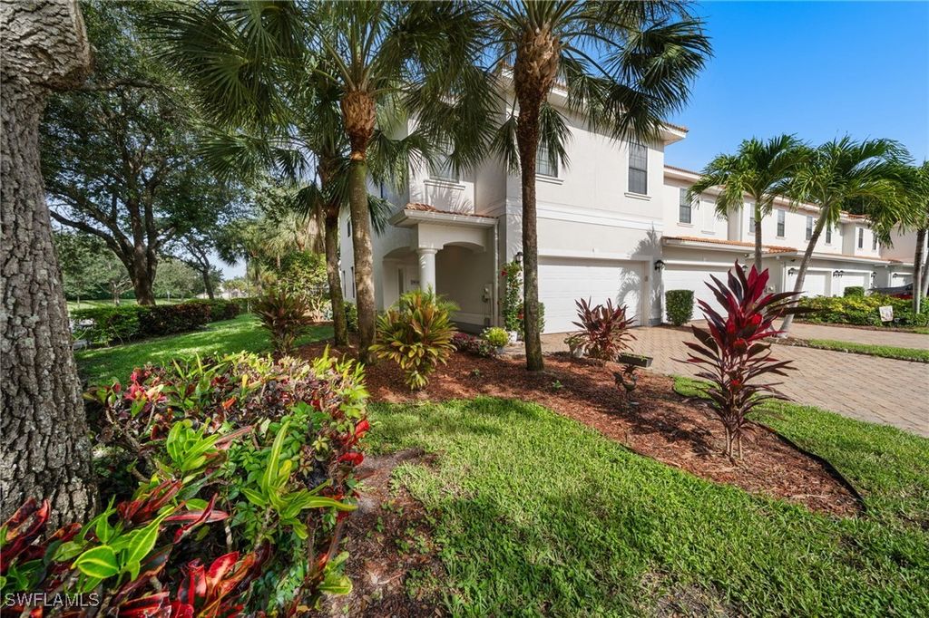 15013 Summit Place CIR, Naples, FL 34119