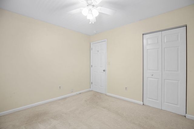 10205 N HAMPTON LN, Fredericksburg, VA 22408