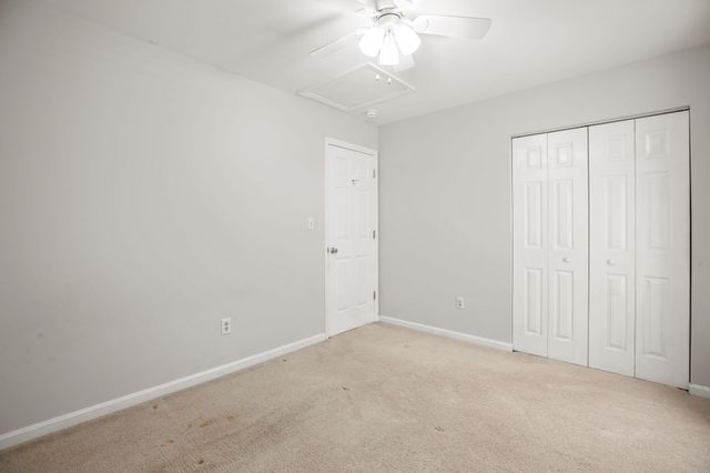 10205 N HAMPTON LN, Fredericksburg, VA 22408