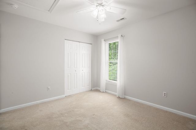 10205 N HAMPTON LN, Fredericksburg, VA 22408