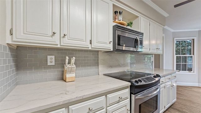 25 Lonsdale Drive, Bella Vista, AR 72715