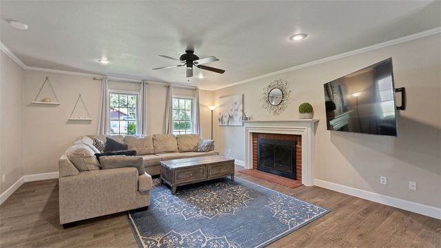 25 Lonsdale Drive, Bella Vista, AR 72715