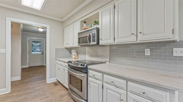 25 Lonsdale Drive, Bella Vista, AR 72715