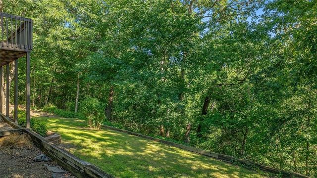 25 Lonsdale Drive, Bella Vista, AR 72715