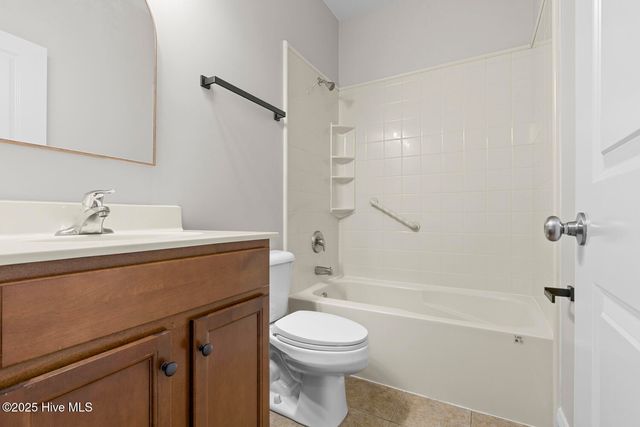 217 Emerald Ridge Road, Jacksonville, NC 28546