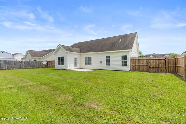 217 Emerald Ridge Road, Jacksonville, NC 28546