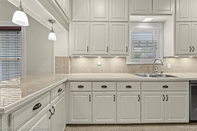 323 E Liberty Street, South Lyon, MI 48178