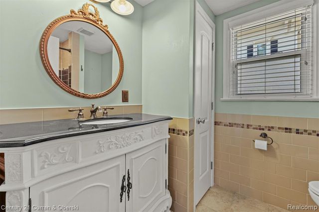 323 E Liberty Street, South Lyon, MI 48178