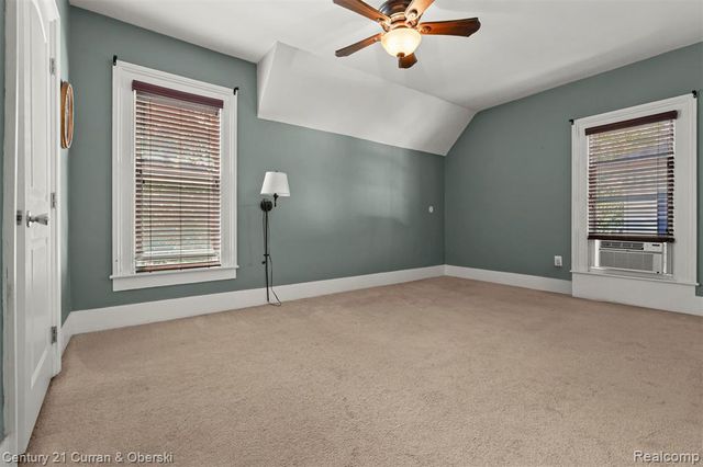 323 E Liberty Street, South Lyon, MI 48178