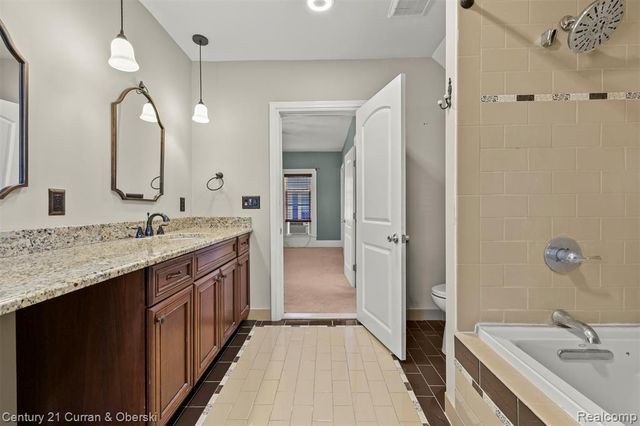 323 E Liberty Street, South Lyon, MI 48178