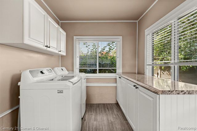 323 E Liberty Street, South Lyon, MI 48178