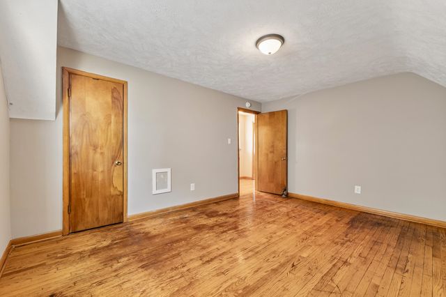 3203 Bradley Road, Huntington, WV 25704