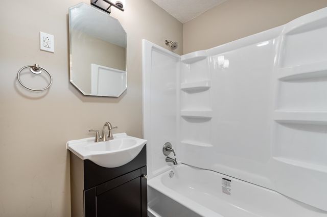 3203 Bradley Road, Huntington, WV 25704