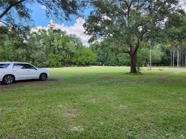 5590 NW 76TH AVENUE, Chiefland, FL 32626