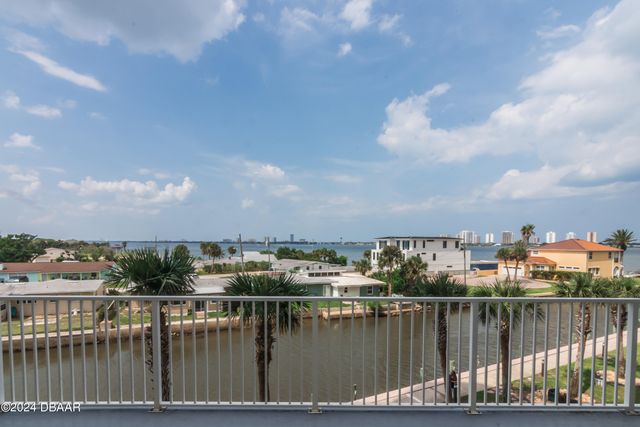 2801 S Ridgewood Ave Unit 807, South Daytona, FL 32119