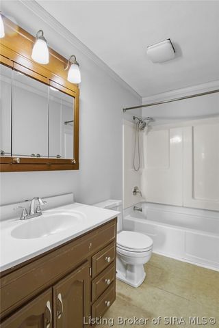 1620 Idlewood Drive, Clarksville, IN 47129