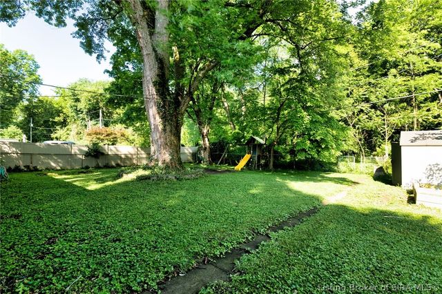 1620 Idlewood Drive, Clarksville, IN 47129