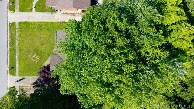 1620 Idlewood Drive, Clarksville, IN 47129