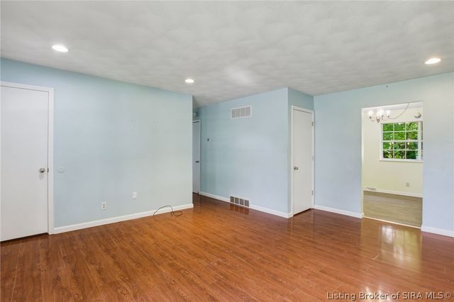 1620 Idlewood Drive, Clarksville, IN 47129