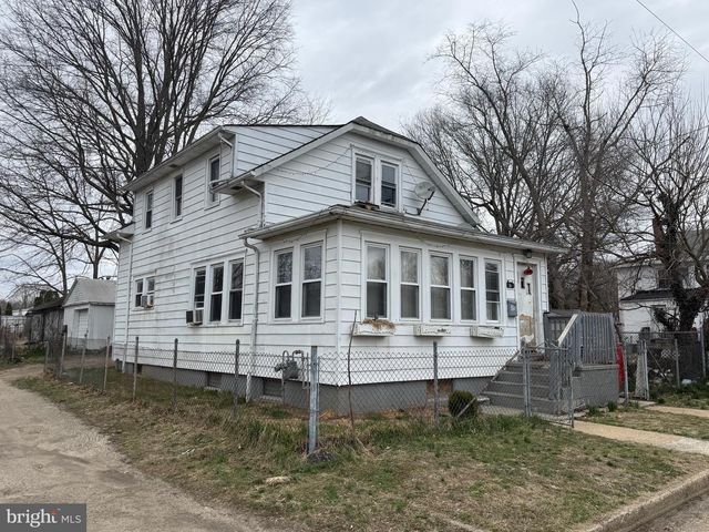 21 AMERICAN AVE, Bridgeton, NJ 08302