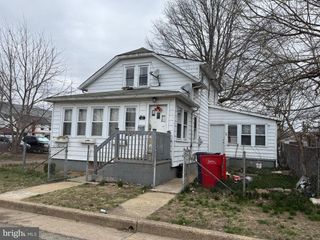 21 AMERICAN AVE, Bridgeton, NJ 08302