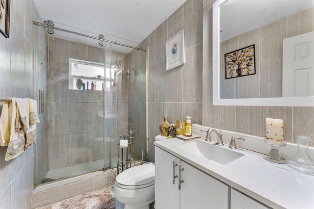 457 Evergreen Drive, Lake Park, FL 33403