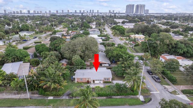 457 Evergreen Drive, Lake Park, FL 33403