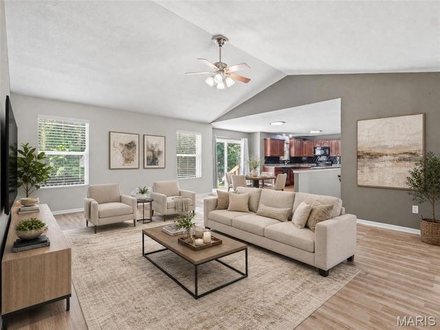 29362 Walnut Lake Lane, Wright City, MO 63390