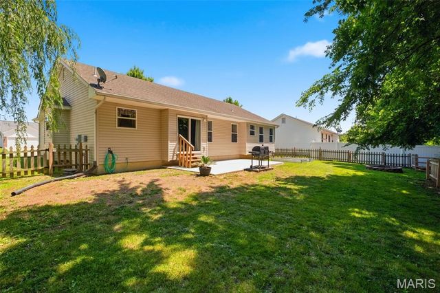 29362 Walnut Lake Lane, Wright City, MO 63390