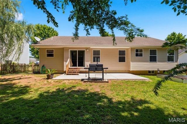 29362 Walnut Lake Lane, Wright City, MO 63390