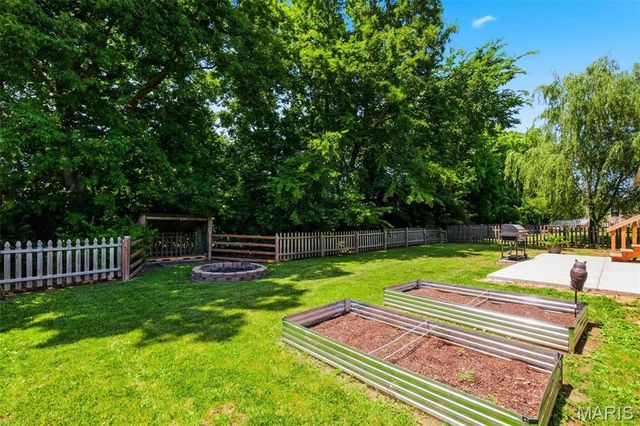 29362 Walnut Lake Lane, Wright City, MO 63390