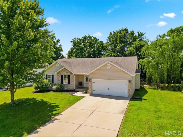 29362 Walnut Lake Lane, Wright City, MO 63390