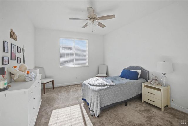 2482 Cinnabar Dr, Fairfield, CA 94533