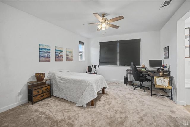 2482 Cinnabar Dr, Fairfield, CA 94533