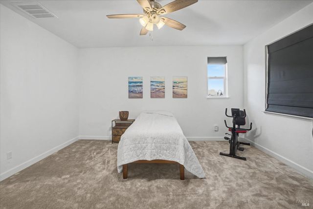 2482 Cinnabar Dr, Fairfield, CA 94533