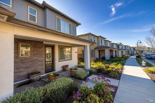 2482 Cinnabar Dr, Fairfield, CA 94533