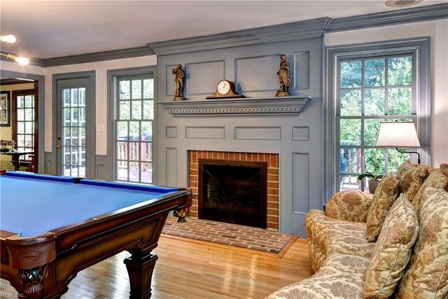 10 Whitby CT, Williamsburg, VA 23185