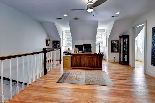 10 Whitby CT, Williamsburg, VA 23185