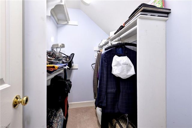 10 Whitby CT, Williamsburg, VA 23185