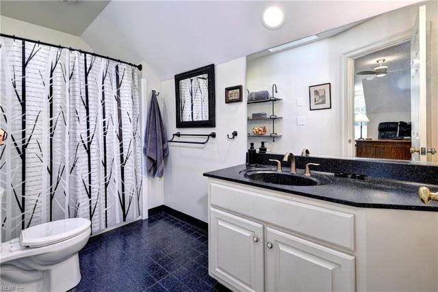 10 Whitby CT, Williamsburg, VA 23185