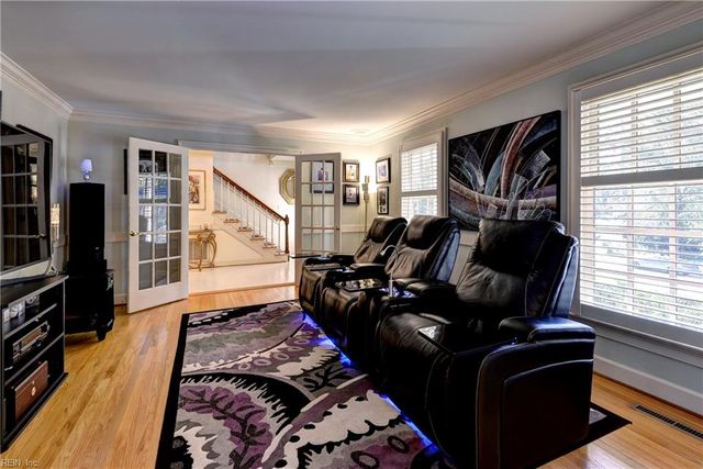 10 Whitby CT, Williamsburg, VA 23185