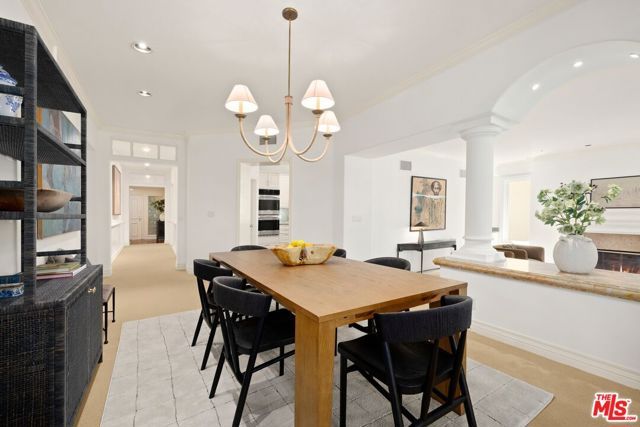 603 Ocean Avenue 2A, Santa Monica, CA 90402