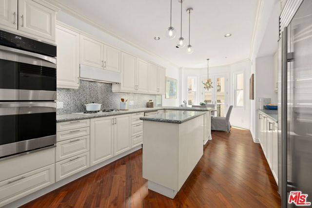 603 Ocean Avenue 2A, Santa Monica, CA 90402